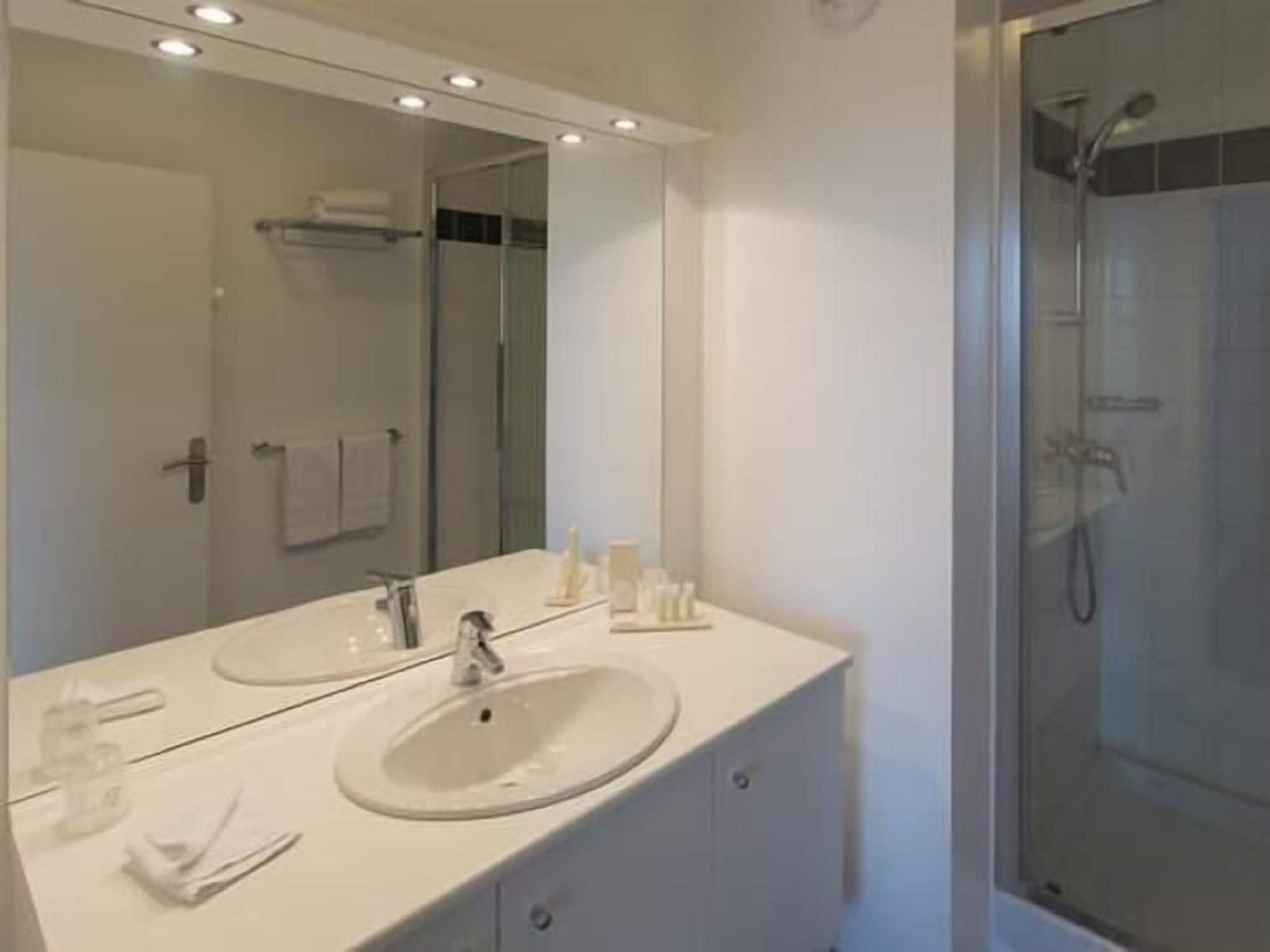 Tulip Inn Lille Grand Stade Residence Prochainement Twenty Business Flats Villeneuve-d'Ascq Esterno foto
