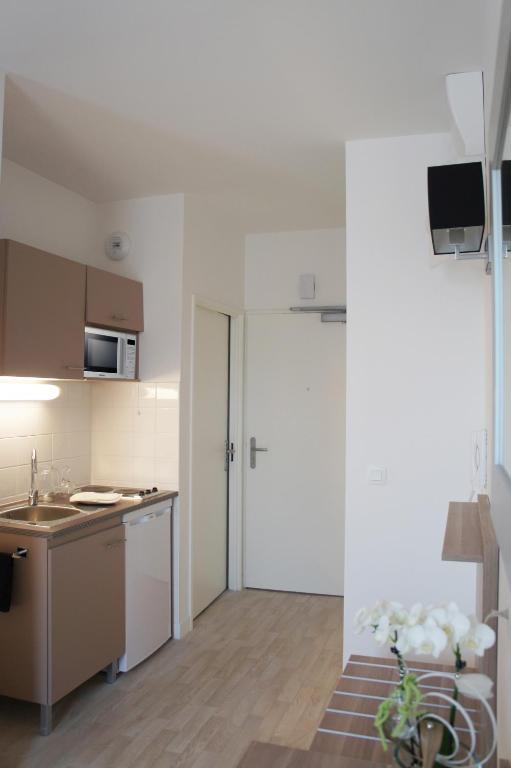 Tulip Inn Lille Grand Stade Residence Prochainement Twenty Business Flats Villeneuve-d'Ascq Camera foto