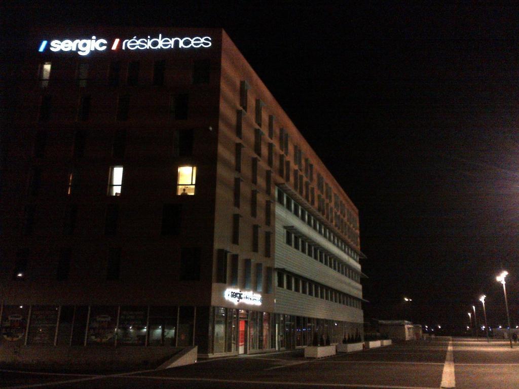 Tulip Inn Lille Grand Stade Residence Prochainement Twenty Business Flats Villeneuve-d'Ascq Esterno foto