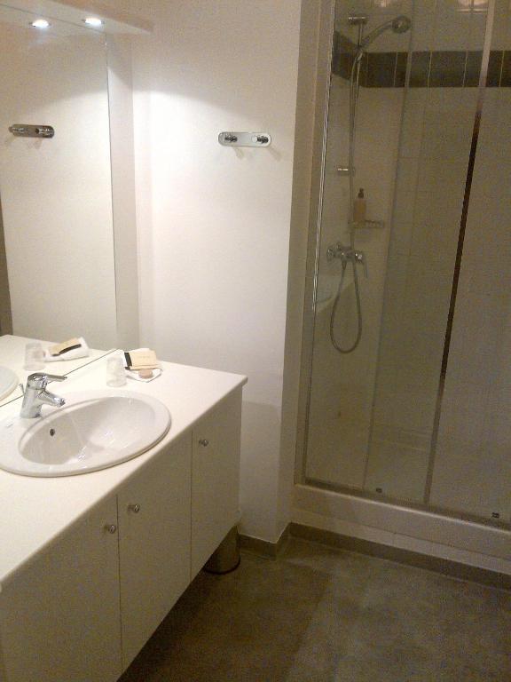 Tulip Inn Lille Grand Stade Residence Prochainement Twenty Business Flats Villeneuve-d'Ascq Camera foto